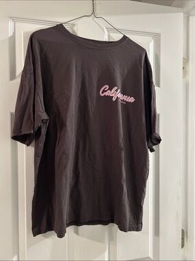California Graphic Tee - Dark Brown with Pink Script